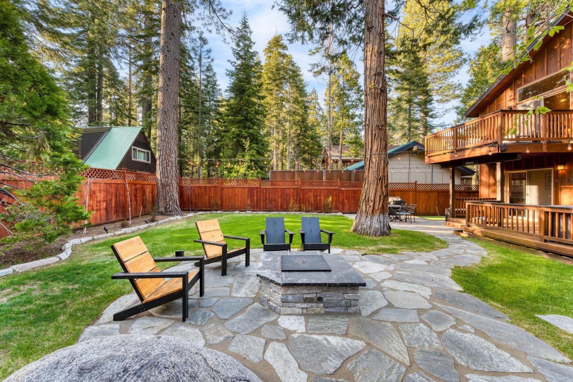 Washoe Chalet By Avantstay Game Room Hot Tub Putting Green Fire Pit Tahoma Exterior photo